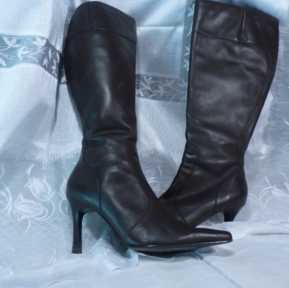 7.5 Dark Chocolate Leather High Heel Boots.